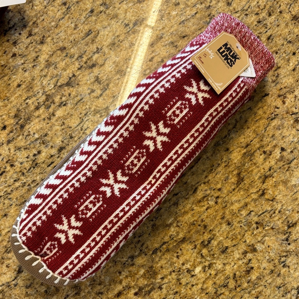 Muk Luks slipper socks